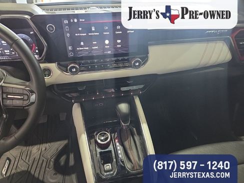 Used 2023 GMC Canyon AT4X image 12