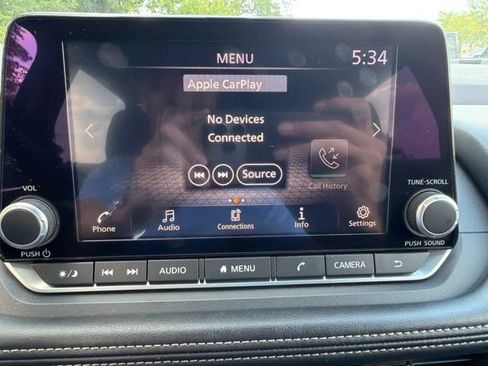 Used 2023 Nissan Rogue S AWD/4WD image 25