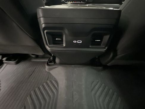 Used 2024 Chevrolet Silverado 1500 LT Trail Boss w/ Convenience Package II image 22