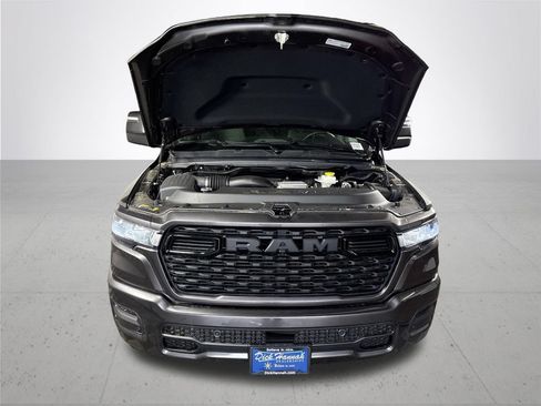 New 2026 RAM 1500 Express AWD/4WD image 21