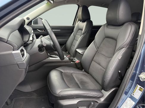 Used 2019 MAZDA CX-5 Touring FWD image 10