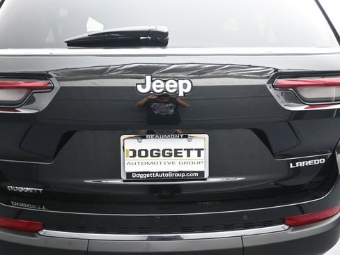 New 2025 Jeep Grand Cherokee L Laredo w/ Luxury Tech Group I image 29