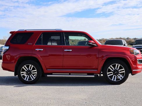 Used 2017 Toyota 4Runner Limited image 7
