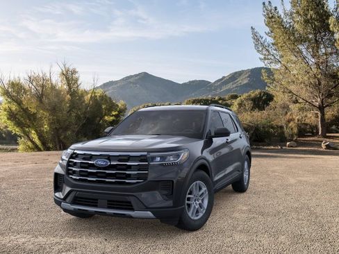 New 2026 Ford Explorer Active RWD image 4
