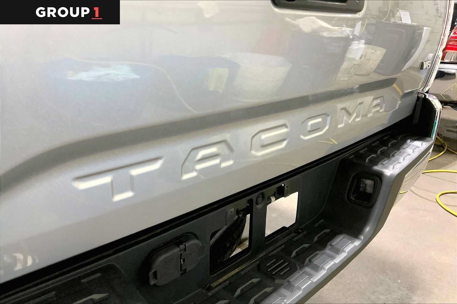 Certified 2023 Toyota Tacoma TRD Off-Road AWD/4WD image 10