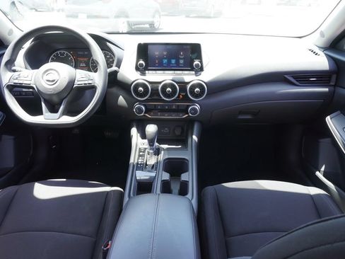 Used 2024 Nissan Sentra S FWD image 11