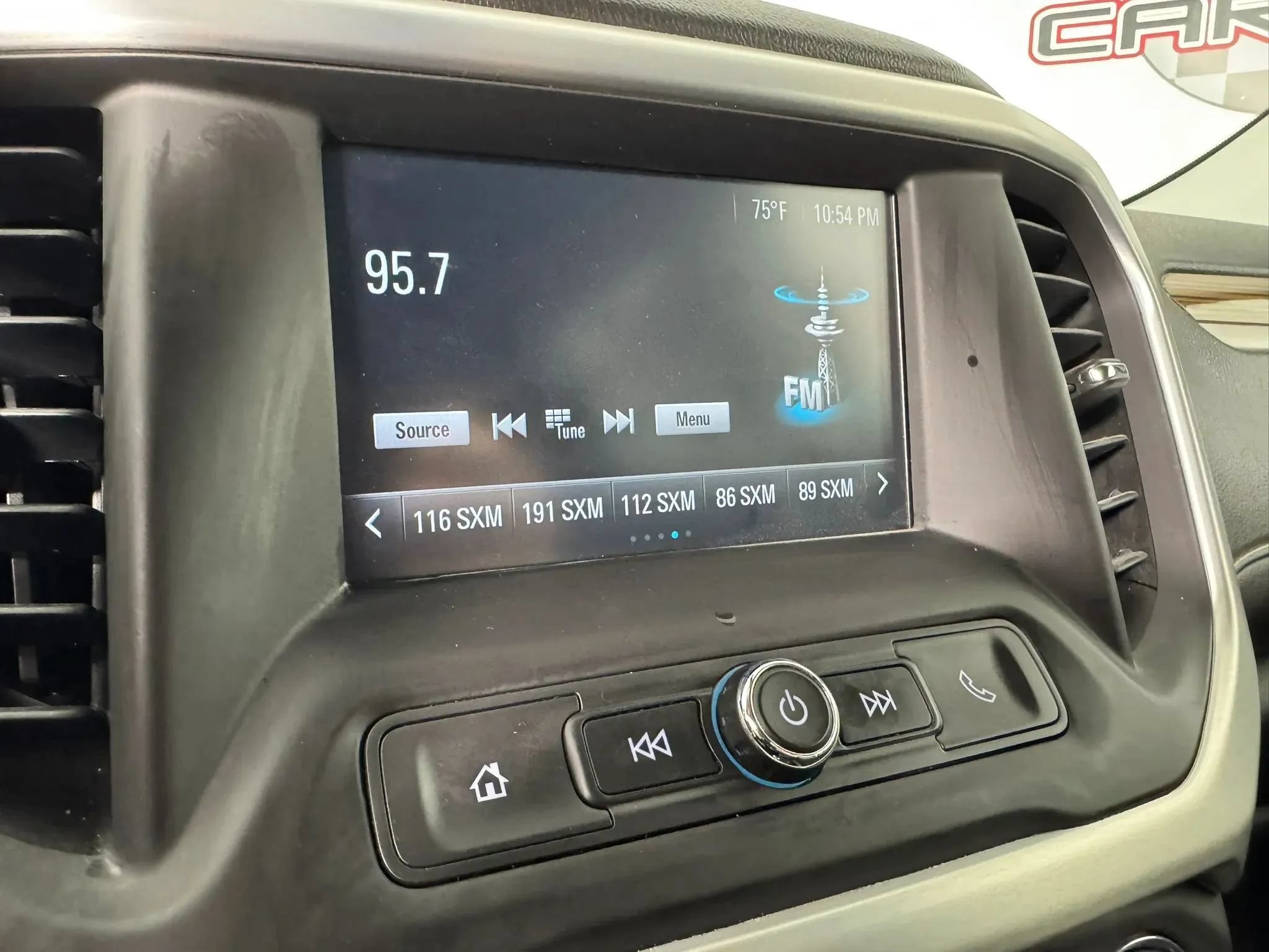 Used 2017 GMC Acadia SLE w/ Driver Alert Package I AWD/4WD image 19