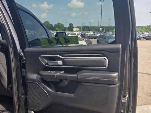 Used 2020 RAM 1500 Big Horn AWD/4WD image 14