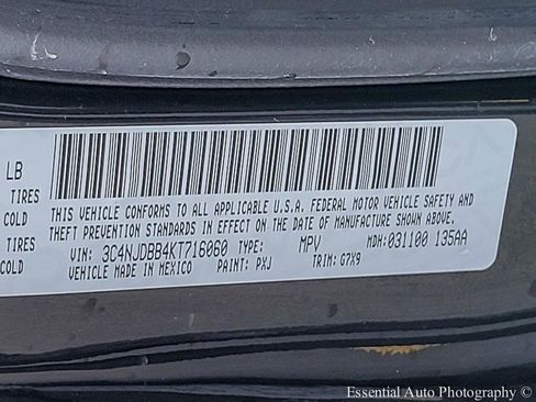 Used 2019 Jeep Compass Altitude image 15