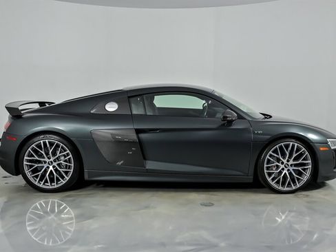 Used 2017 Audi R8 V10 plus AWD/4WD image 14