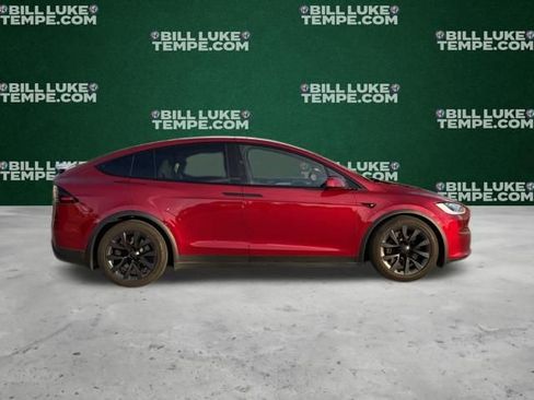 Used 2023 Tesla Model X image 3