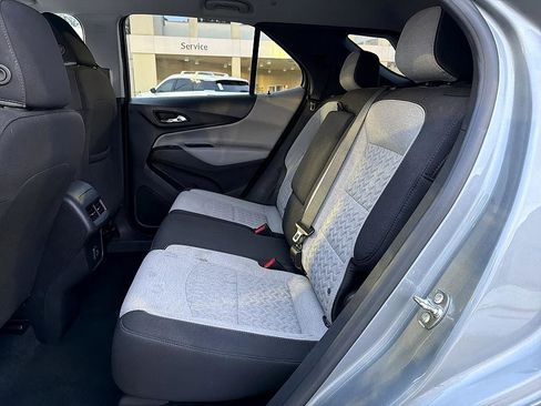 Used 2023 Chevrolet Equinox LT image 12