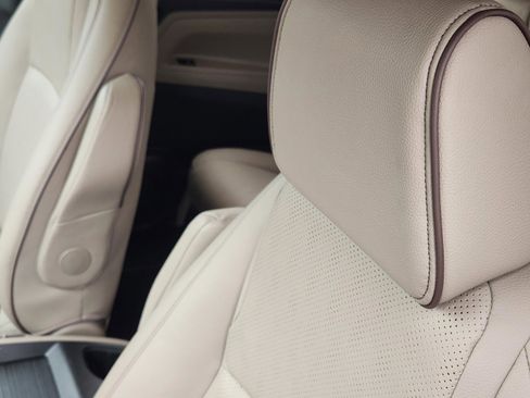 Certified 2024 Honda Odyssey Elite image 15
