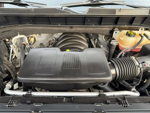 Used 2019 Chevrolet Silverado 1500 LT w/ All-Star Edition image 9