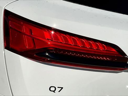 New 2026 Audi Q7 3.0T Premium Plus image 14