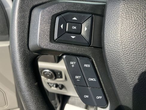 Used 2020 Ford F150 XLT w/ Trailer Tow Package image 31