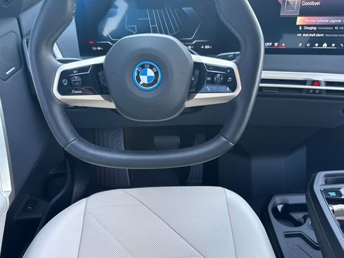 Used 2025 BMW iX xDrive50 w/ Premium Package image 18