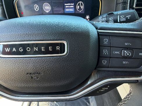 Used 2023 Jeep Wagoneer 4WD w/ Convenience Group I image 20