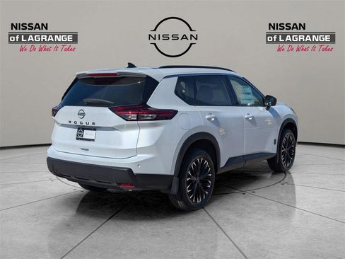 New 2026 Nissan Rogue SV image 5