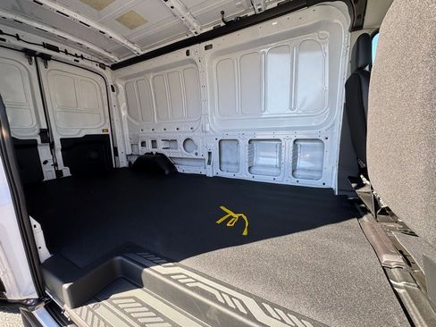 New 2026 Ford Transit 250 148 Medium Roof image 8