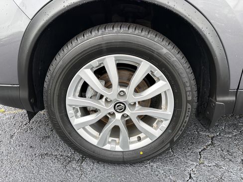 Used 2022 Nissan Rogue Sport SV w/ Technology Package AWD/4WD image 9