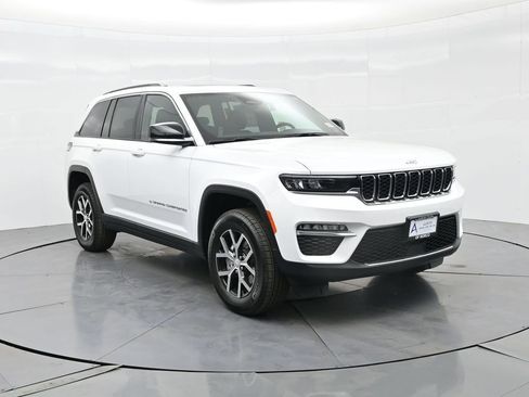 New 2025 Jeep Grand Cherokee Limited image 62