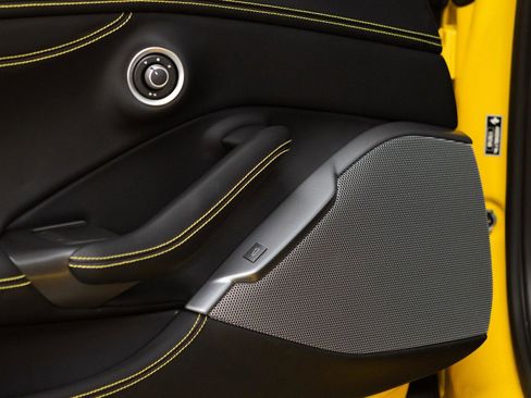 Certified 2020 Ferrari Portofino RWD image 53