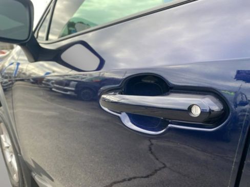 Used 2025 Toyota RAV4 XLE w/ Convenience Package image 32