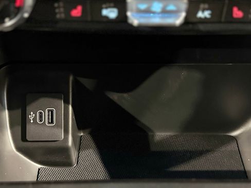 New 2026 Ford F150 XLT w/ Equipment Group 302A MID image 87