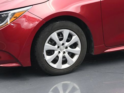 Used 2024 Toyota Corolla LE FWD image 12