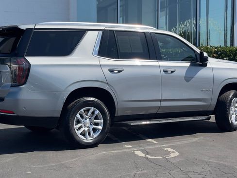Used 2025 Chevrolet Tahoe LT AWD/4WD image 4