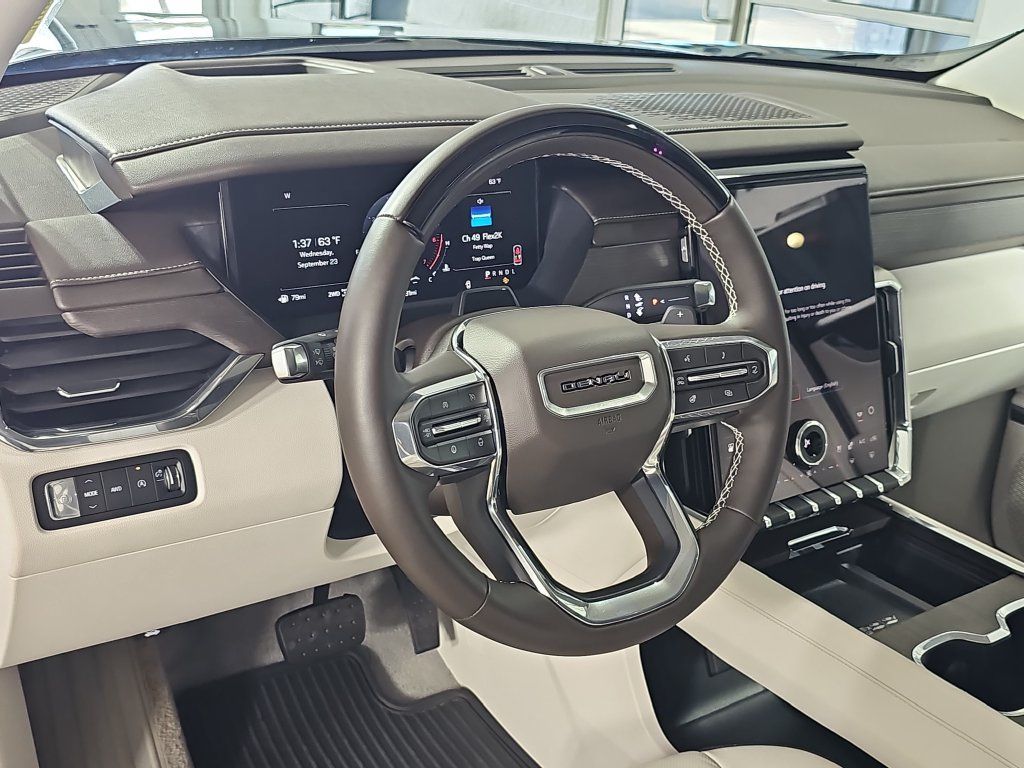 Used 2024 GMC Acadia Denali w/ Super Cruise Package AWD/4WD image 22