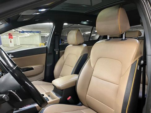 Used 2019 Kia Sportage SX image 17