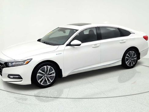 Used 2020 Honda Accord EX image 4