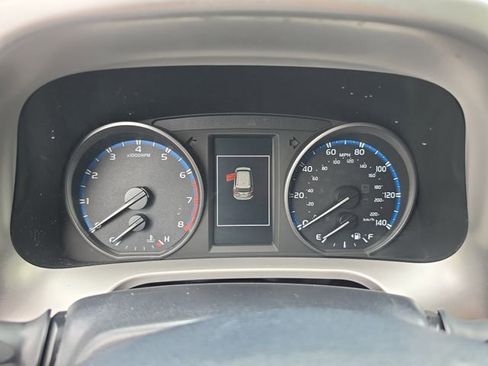 Used 2017 Toyota RAV4 LE image 16