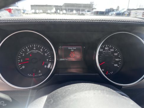 Used 2019 Ford Mustang GT Premium image 6