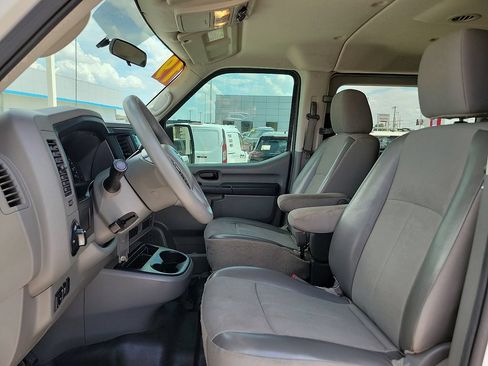 Used 2019 Nissan NV 3500 S RWD image 23