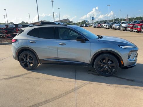 New 2025 Buick Envision Sport Touring image 5