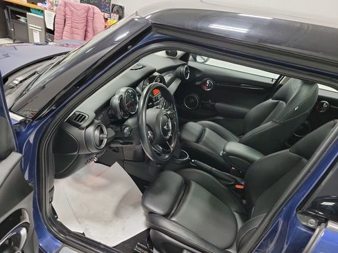 Used 2015 MINI Cooper S image 29