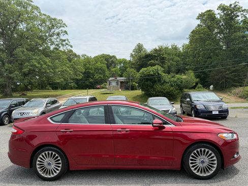 Used 2015 Ford Fusion Titanium FWD image 4