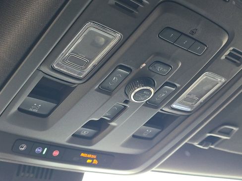 Used 2024 GMC Yukon XL Denali w/ Denali Reserve Package image 24