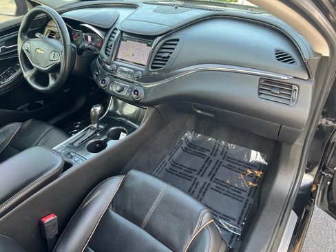 Used 2018 Chevrolet Impala Premier FWD image 27