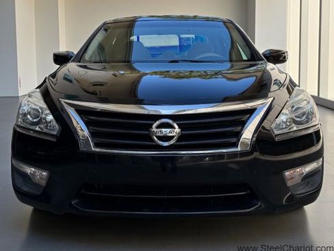 Used 2015 Nissan Altima 2.5 S w/ Sport Value Package image 9