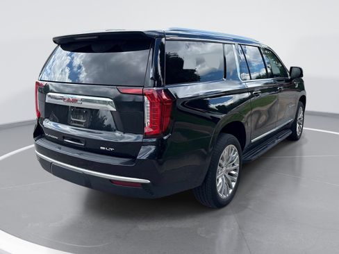 Used 2023 GMC Yukon XL SLT w/ SLT Luxury Package AWD/4WD image 8