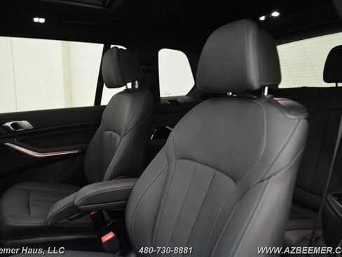 Used 2022 BMW X7 xDrive40i w/ M Sport Package image 26