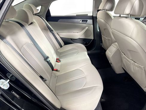 Used 2017 Hyundai Sonata SE image 25