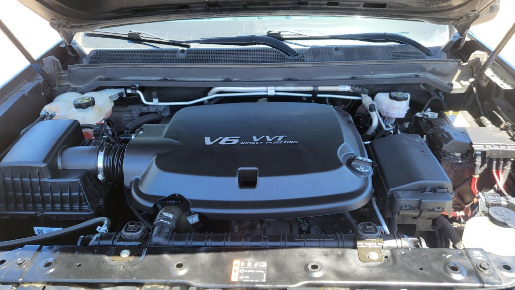 Used 2022 Chevrolet Colorado Z71 AWD/4WD image 39