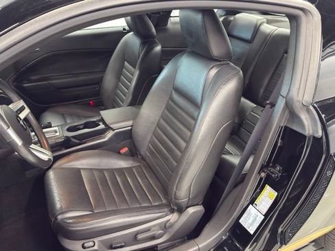 Used 2006 Ford Mustang GT Premium RWD image 10
