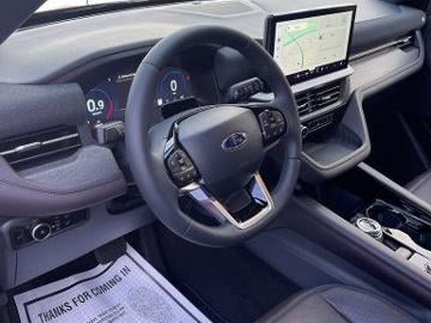 New 2026 Ford Explorer Platinum image 11