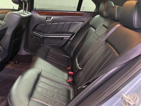 Used 2014 Mercedes-Benz E 350 E 350 Luxury 4MATIC AWD 4dr Se image 23